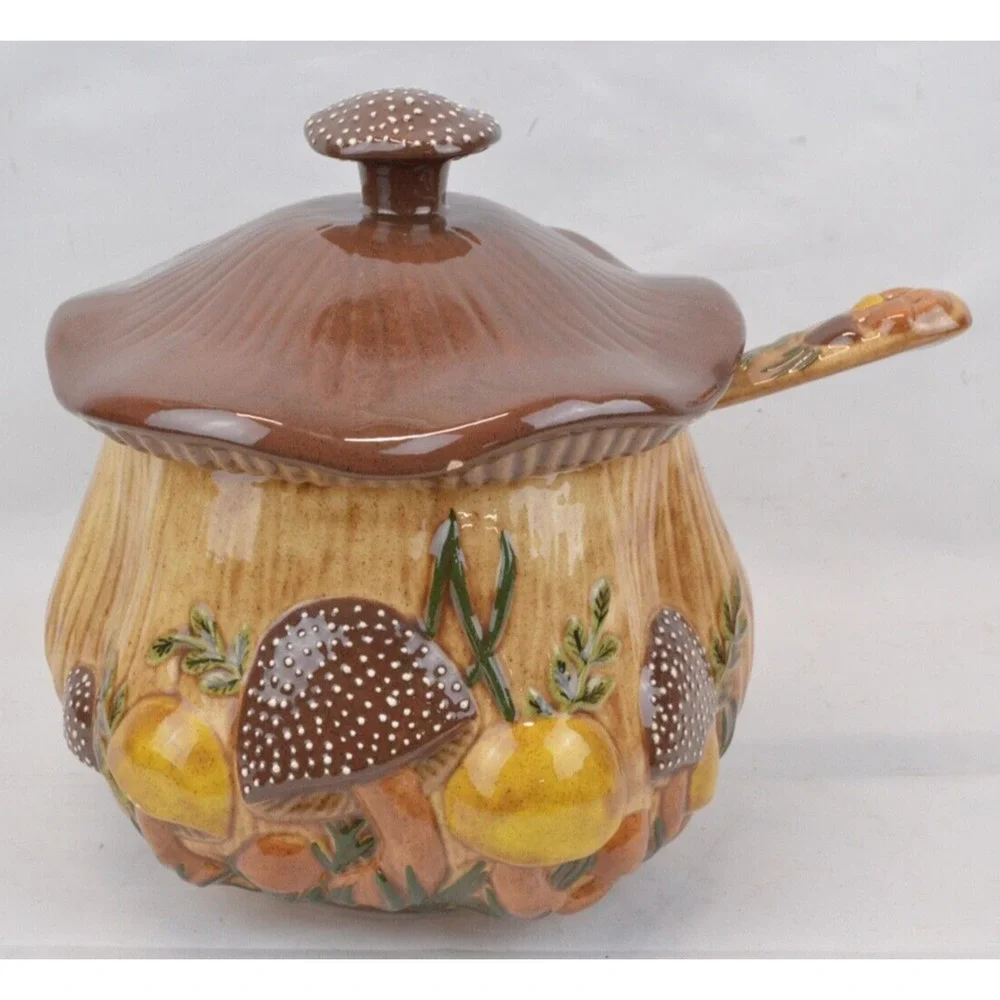 Vintage Pottery Arnel’s 3D Mushroom Shape Ceramic Serving Bowl Soup Tureen Ladle